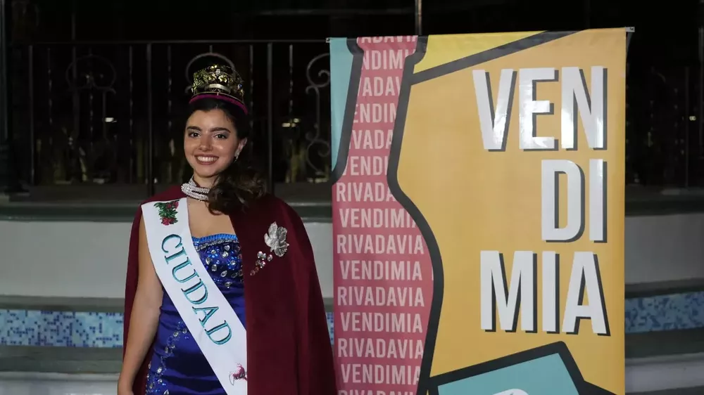 a7438ed5-a138-4d00-a481-efe59a5eeb53