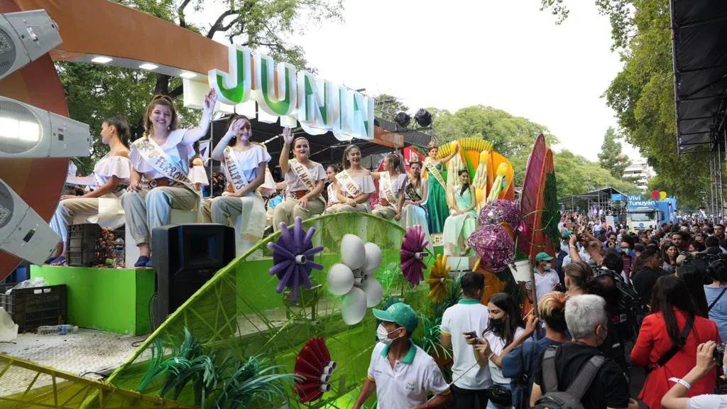 275288462_327584969400126_8560913738340651702_n