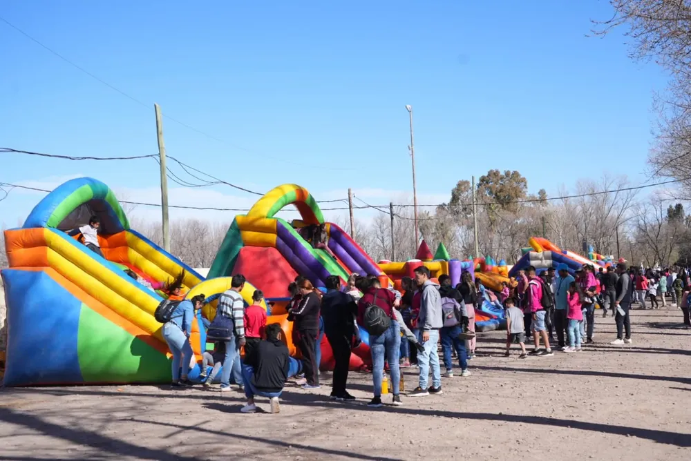 368930455_730165835816946_1246705966605410390_n