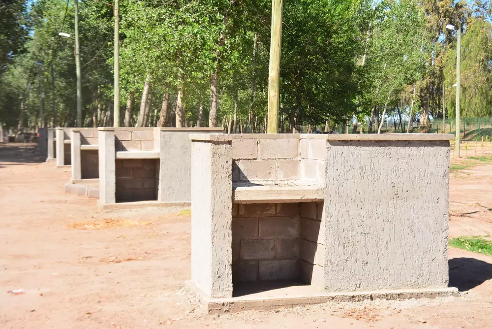 ff46b0ca-dd7d-415e-8b15-d6d58d996b92