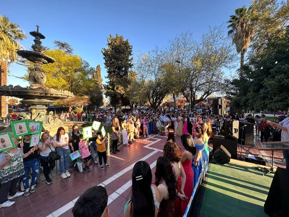 Maipú reyes de los estudiantes 1