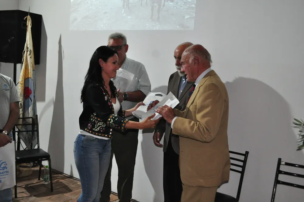 WhatsApp Image 2023-10-28 at 09.49.00