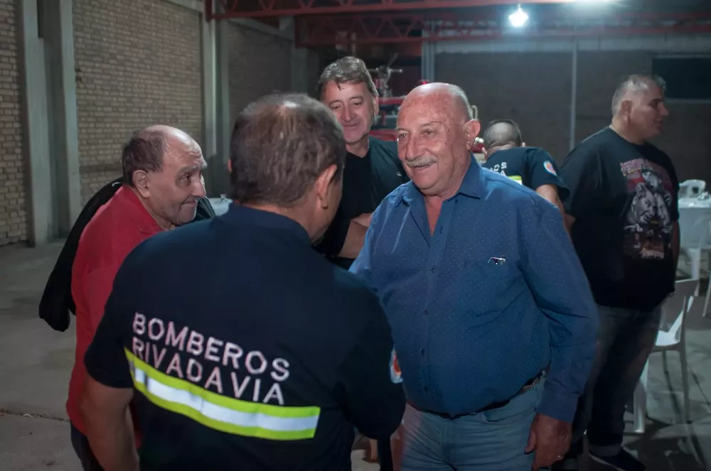 d7400a0a-04d6-405b-8e15-451510ef30c4