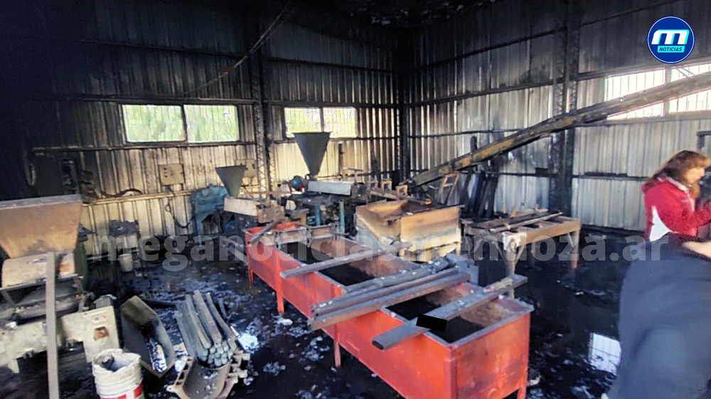 png_20220731_191840_0000