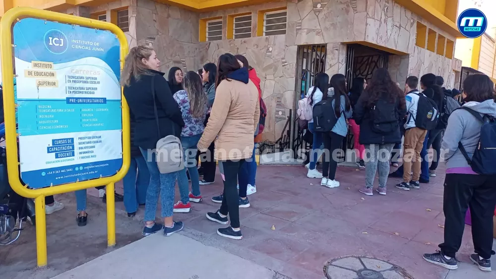 instituto de ciencias junin reclamo