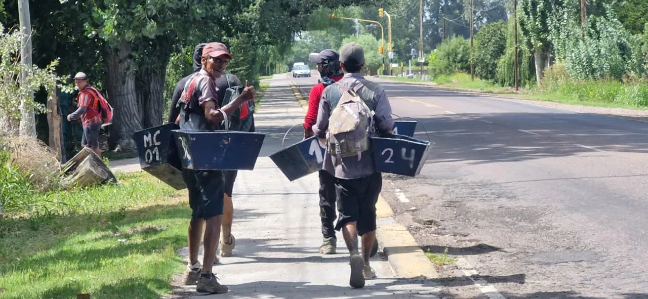 38be8309-bb73-43c8-8dee-afb1ee13ec18