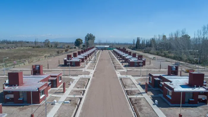 DJI_0013-700x393