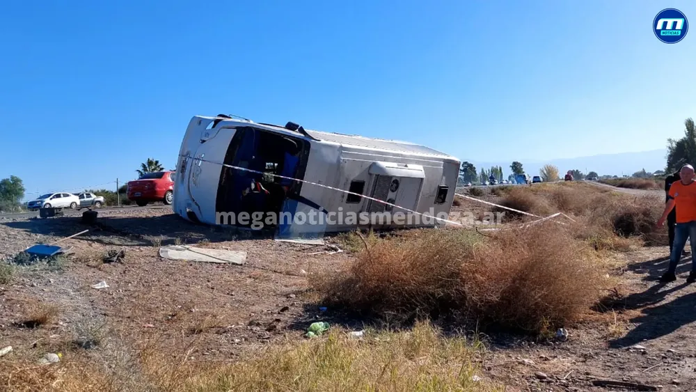 MINIBUS ACCIDENTE RUTA 7