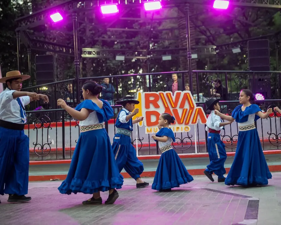 575315342_18406333219136158_844803668345414756_n