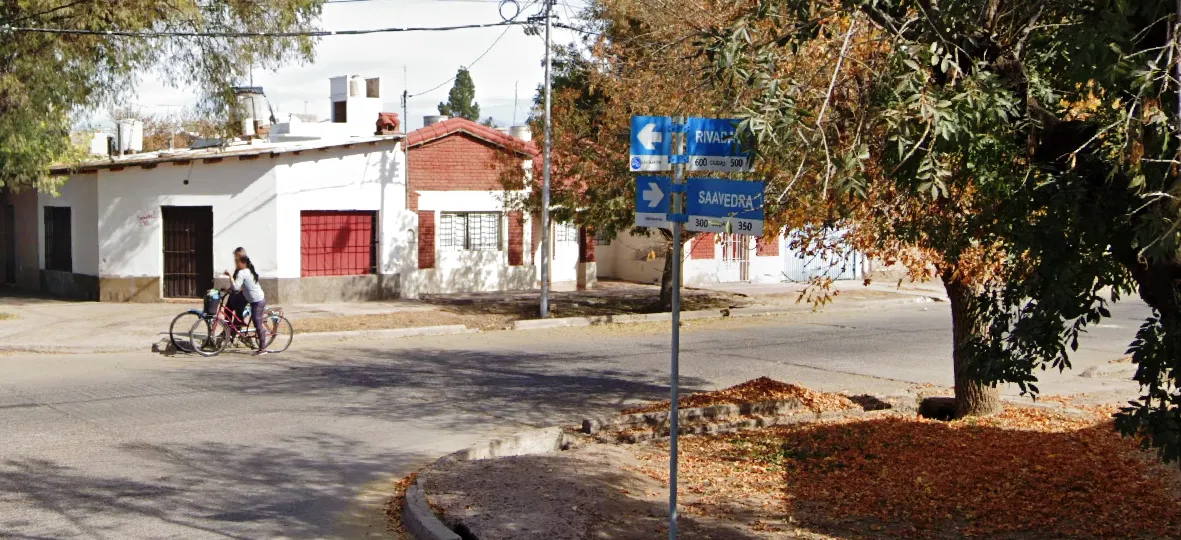 saavedra y rivadavia