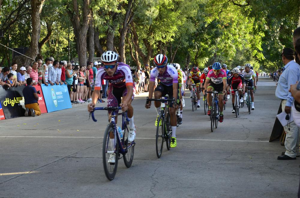 vuelta ciclista gentileza prensa rivadavia