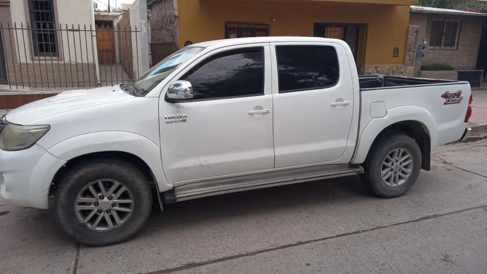 fea9f690-75ff-4f2e-b8d0-15368ff79998