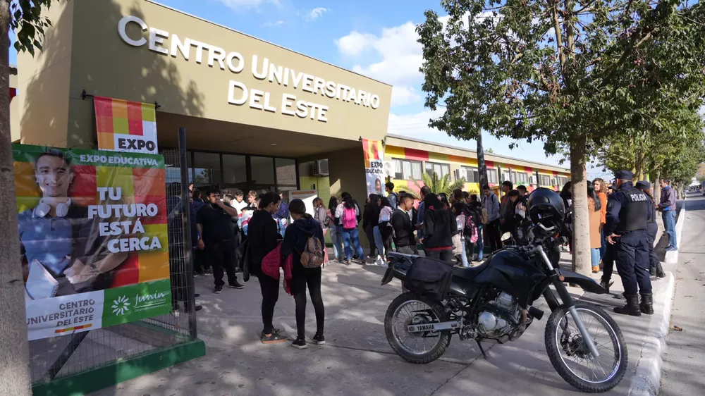 centro universitario del este
