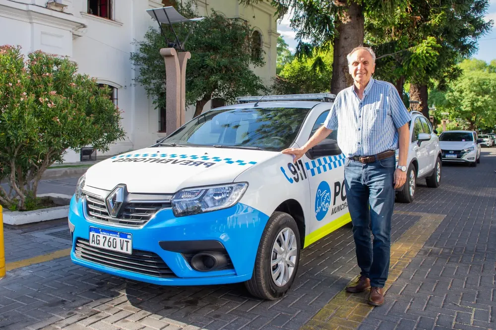 468409176_897318052589112_4750111917635632119_n