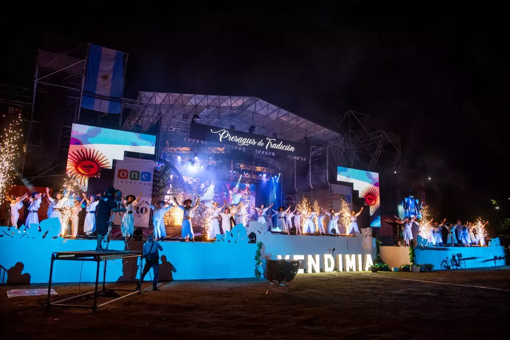 ac50c06c-3365-4160-9f19-c44df726f21c