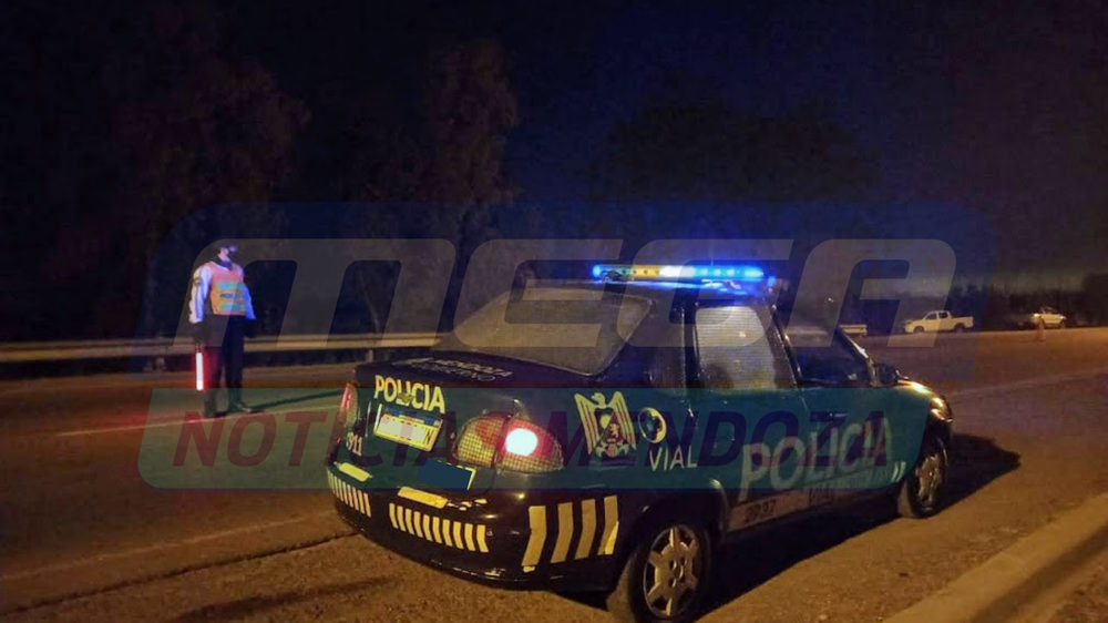 policia accidente noche
