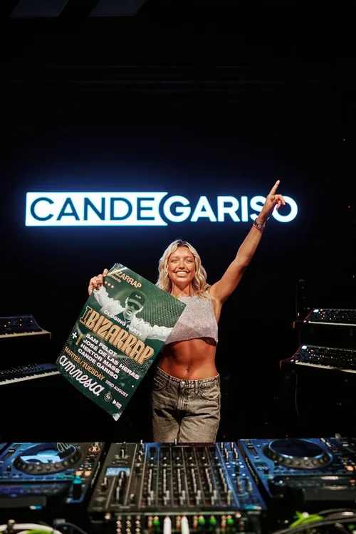 WhatsApp Image 2025-12-15 at 22.50.27