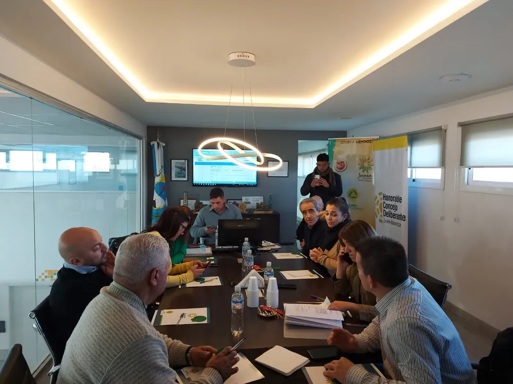 447213280_2200276953642998_6725493437510898201_n