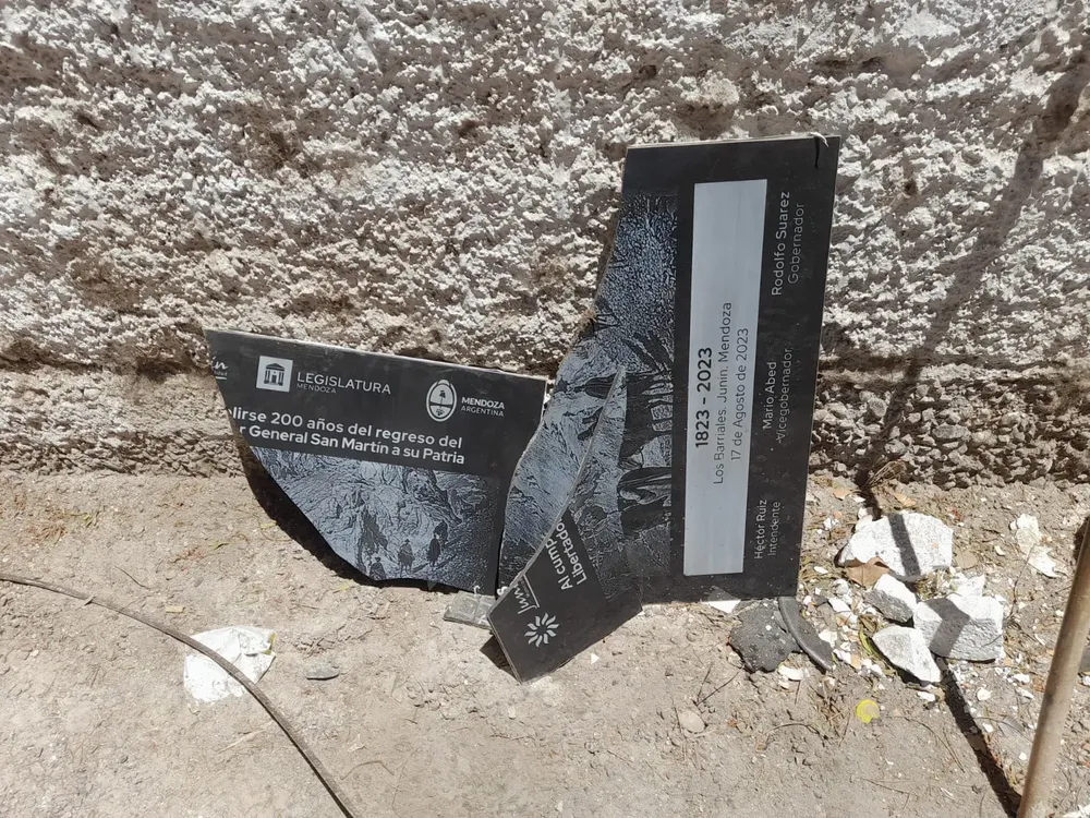 40769c59-6b96-47fd-8891-5d90a2b07645