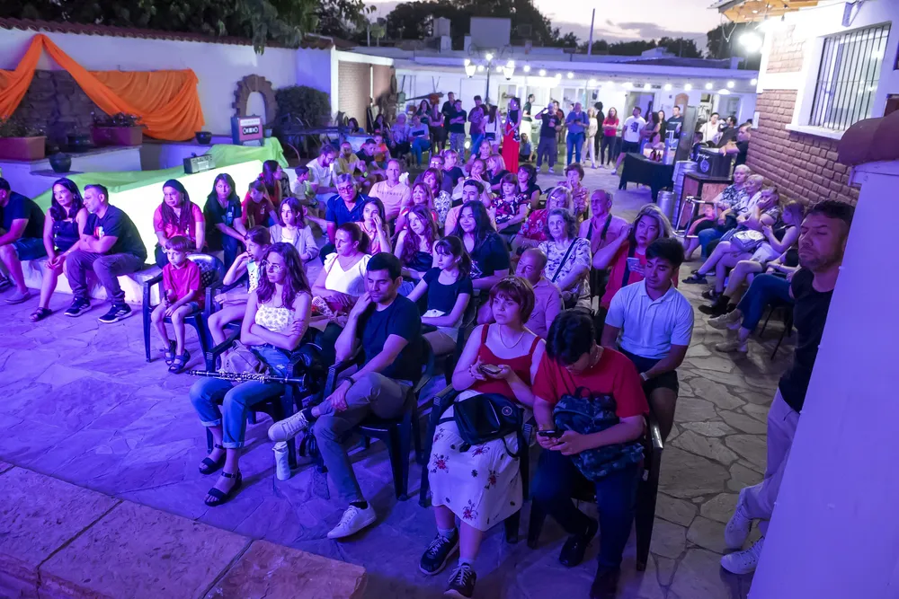 Los 80 en la casa de la cultura-1584