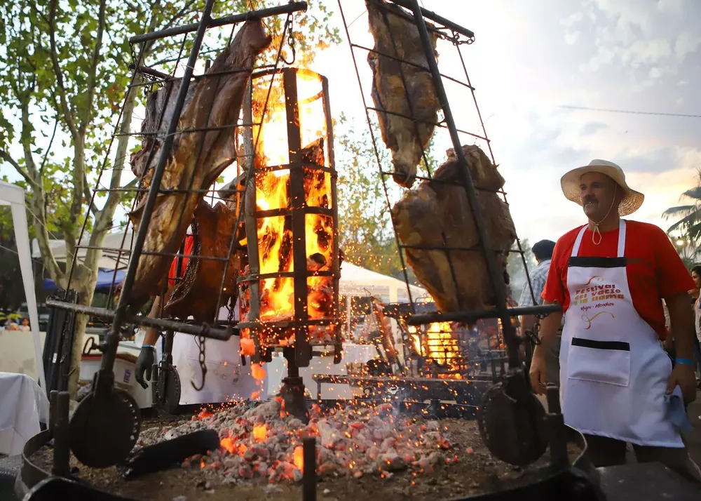 Maipú festival vacío a la llama 2