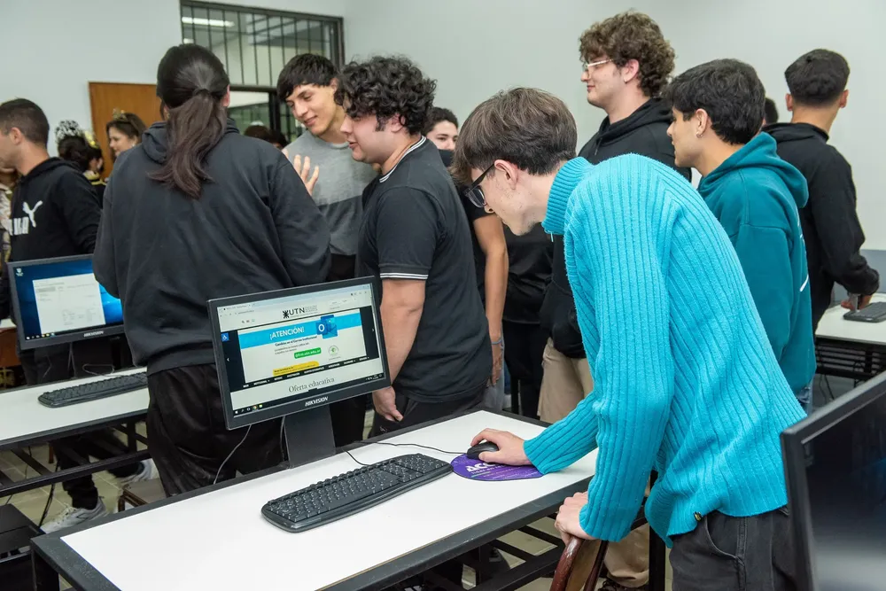 491999658_1182604377239754_79986709713725275_n