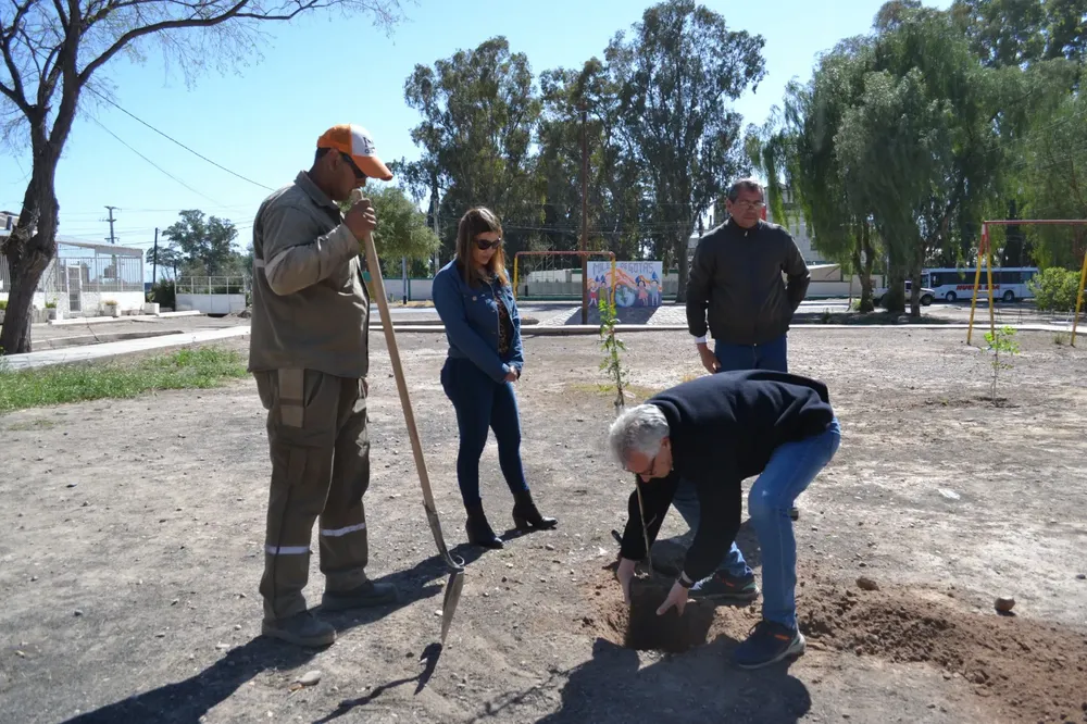 461712100_857476623239922_518899449333554270_n