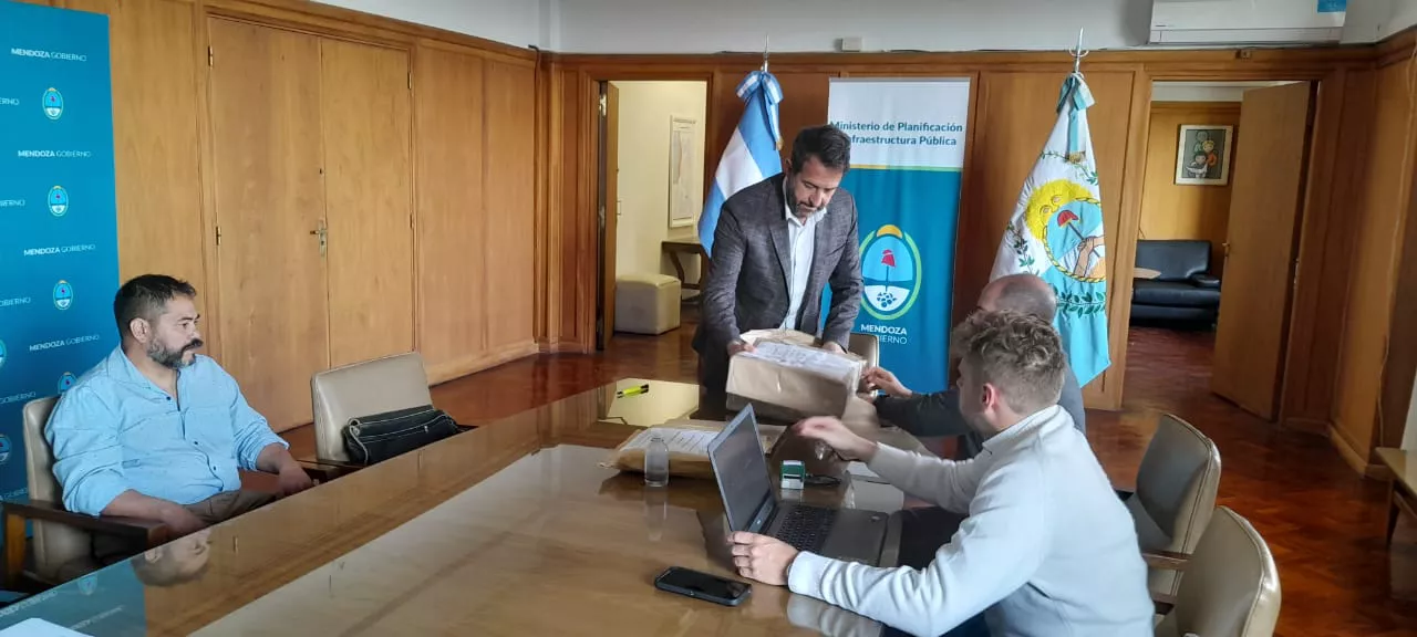 WhatsApp-Image-2022-10-17-at-13.24.00