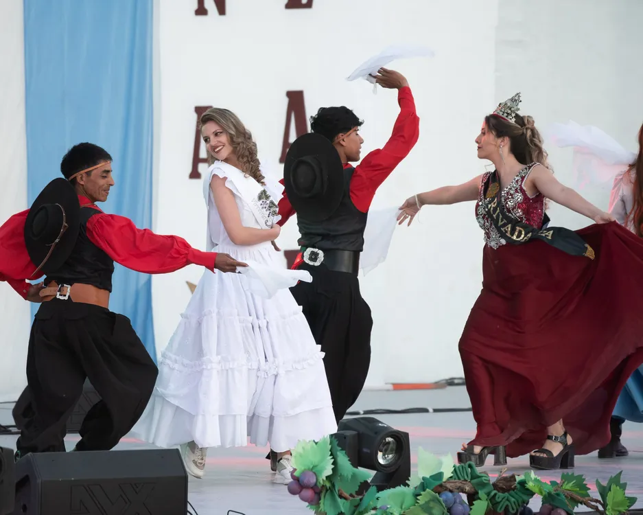 Peña Real solidaria en el anfiteatro-7758