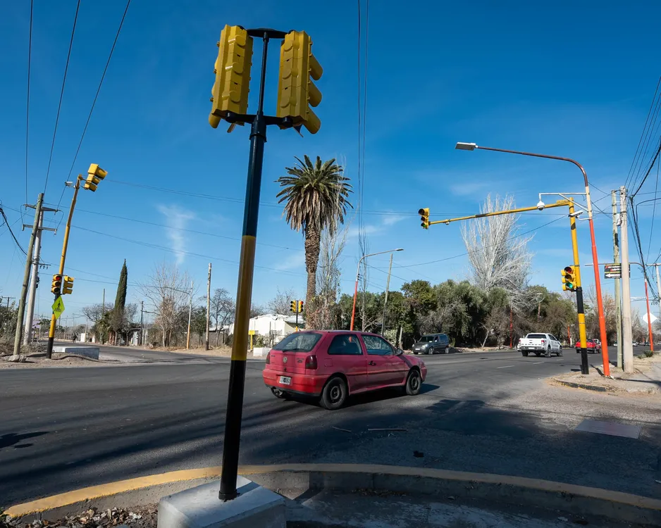 Semaforos Nuevos y viejos arreglados-3747