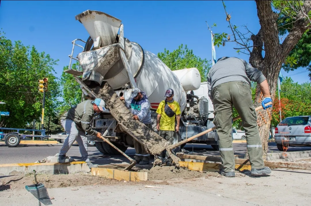 Screenshot_20240925_110550_WhatsAppBusiness