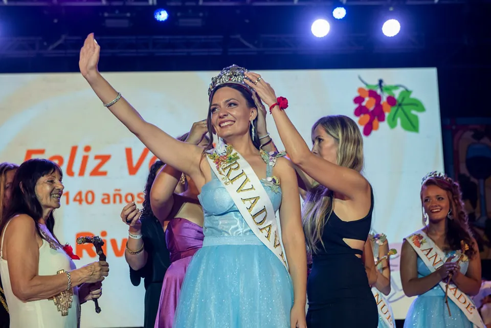 reina de rivadavia florencia lagos