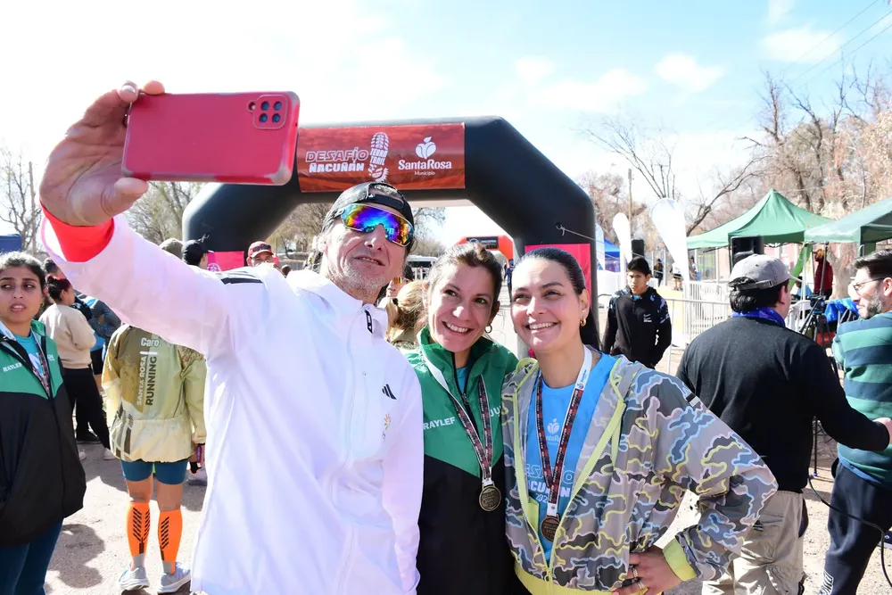 530337291_1185015033433434_2351343969598984846_n