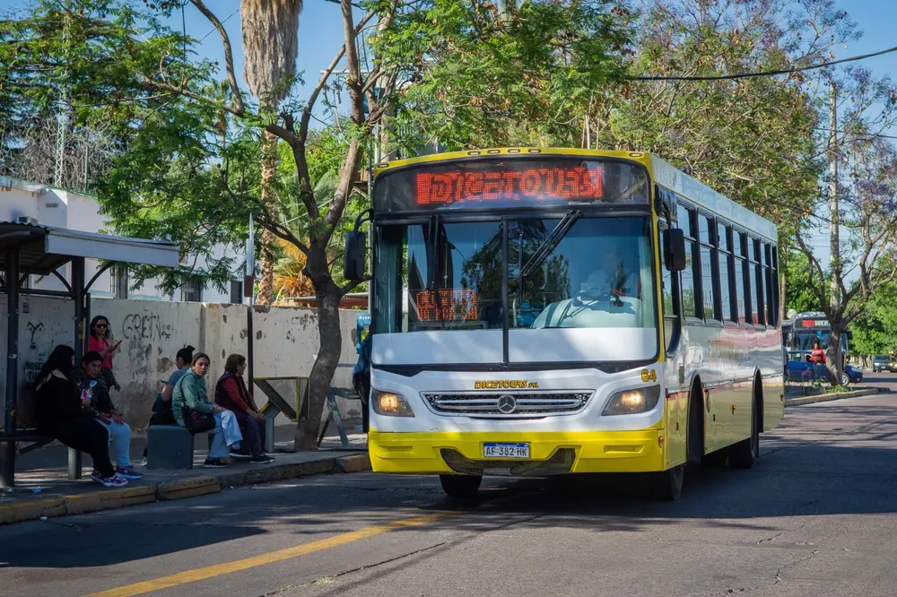 f4f232fe-8eed-4a2e-84f7-f856a6a2f90f