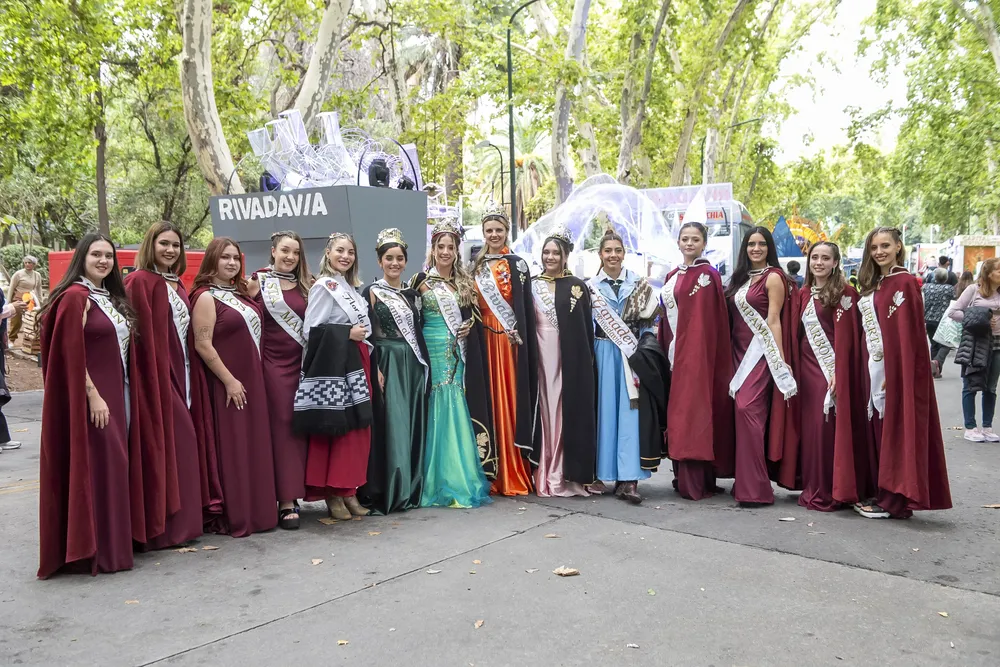 Carrusel Reina 2025 -9350