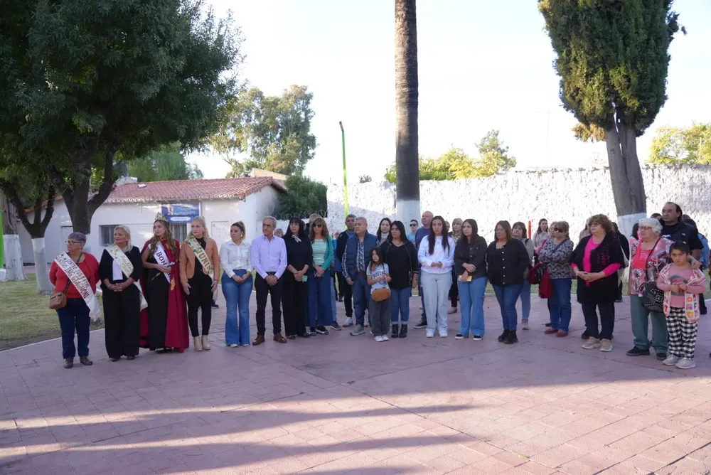 488774731_1085446990280583_1090451184648577701_n