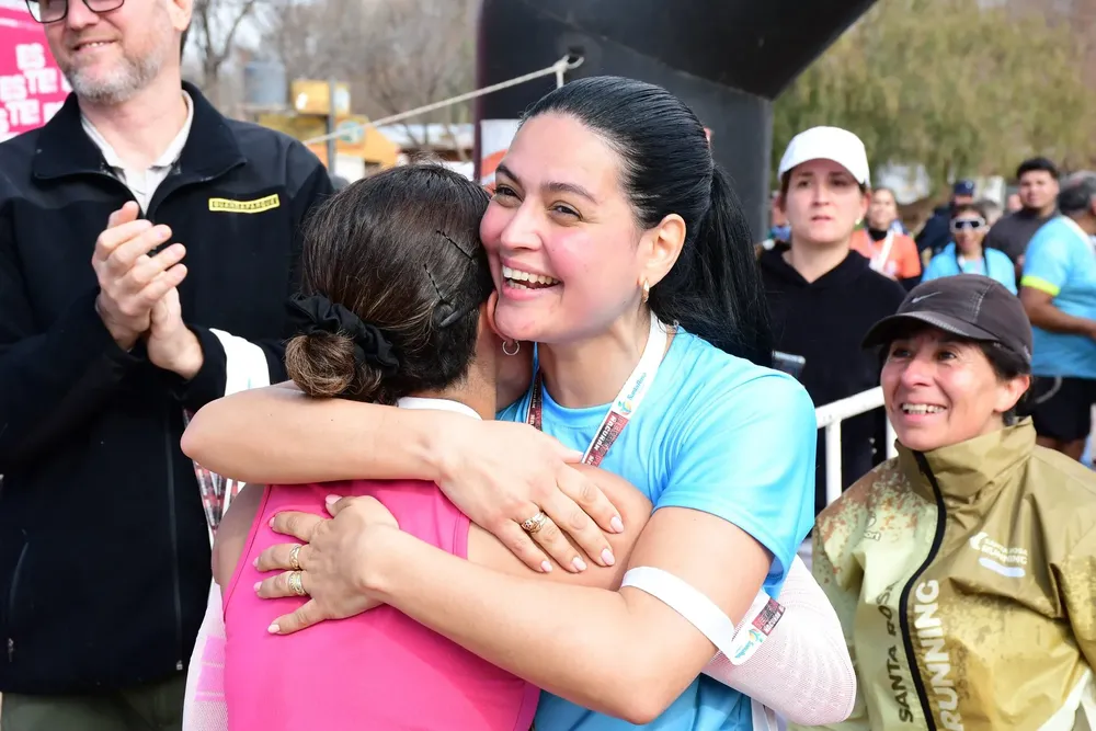 530252926_1185014680100136_8146676206979517063_n