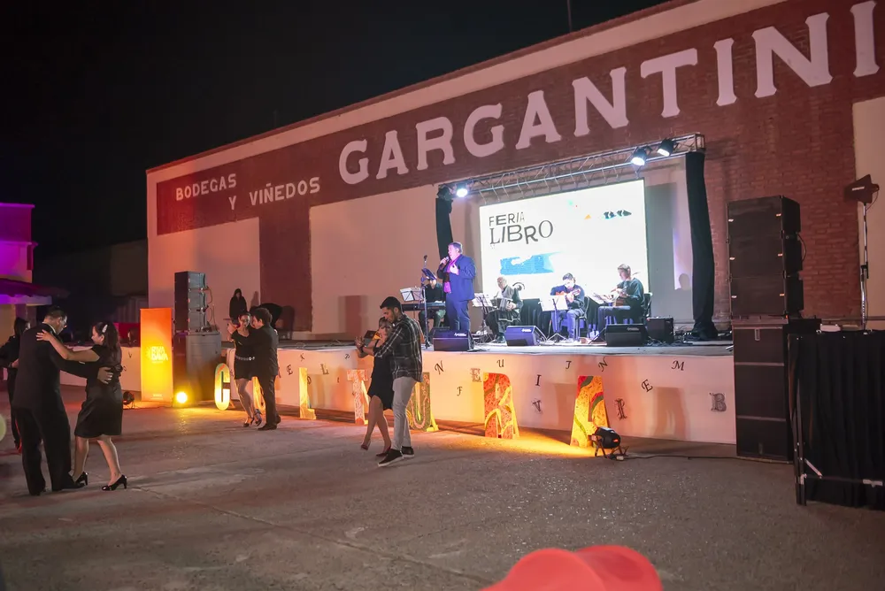 Cierre Feria del libro en  Gargantini-8670