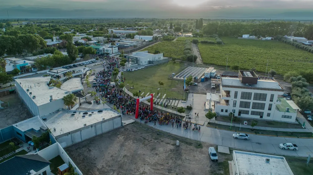 WhatsApp Image 2024-10-14 at 09.40.32 (1)