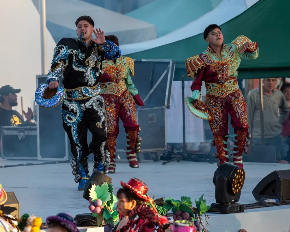 Peña Real solidaria en el anfiteatro-7697