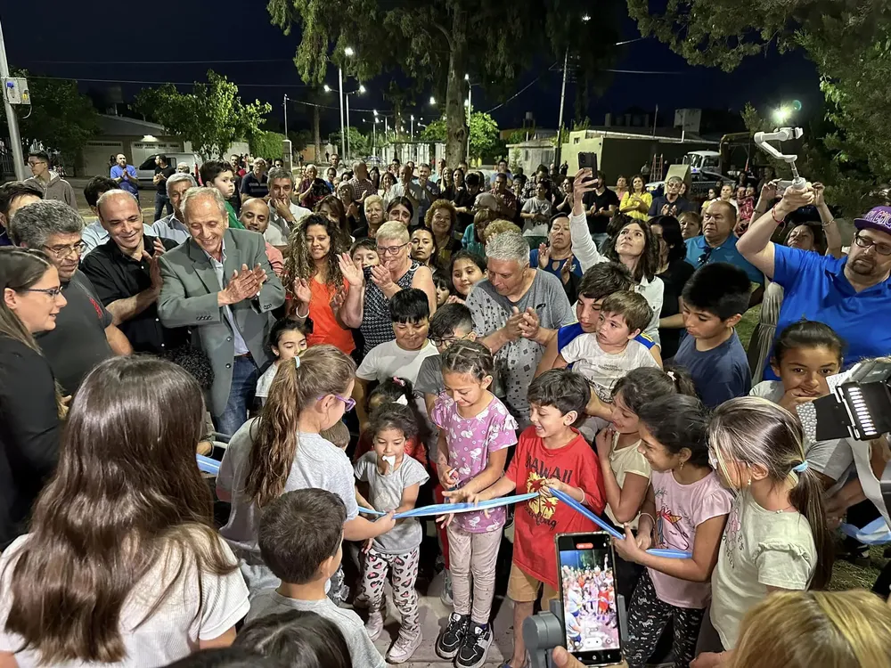 466738609_888171653503752_608358470704667578_n