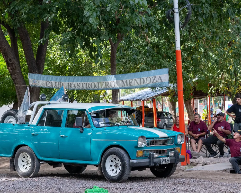 Encuentro de Rastrojeros en el poli-0258