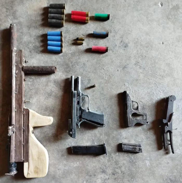 f08f48d3-e815-4f73-b426-47a180c3ab8f-700x706