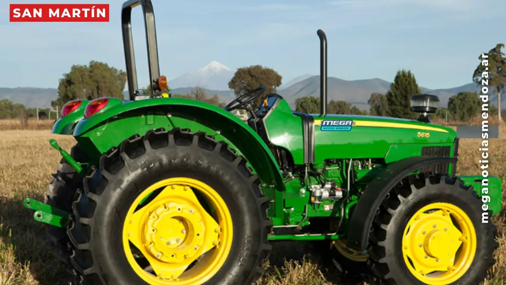 TRACTOR