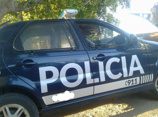 Policía