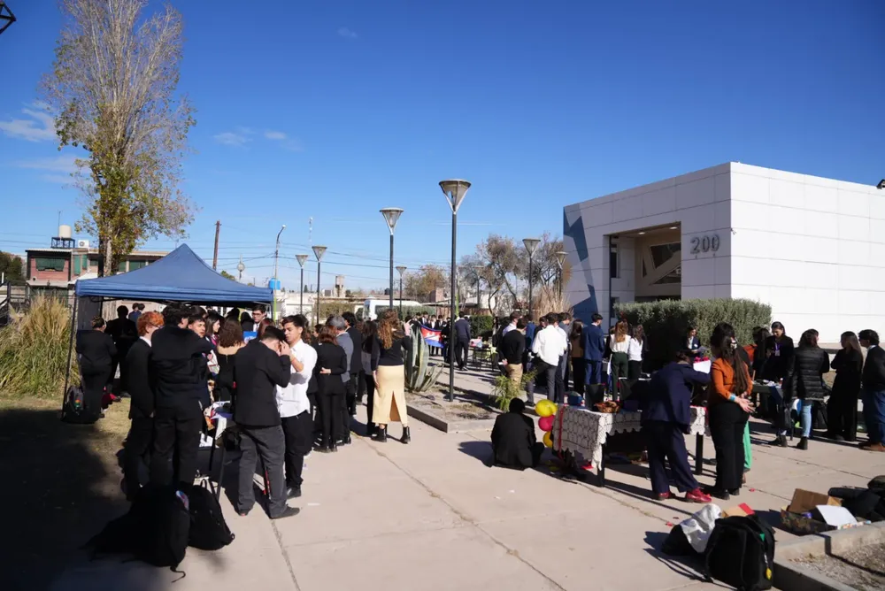 448560793_2207885252882168_8654234574722561284_n